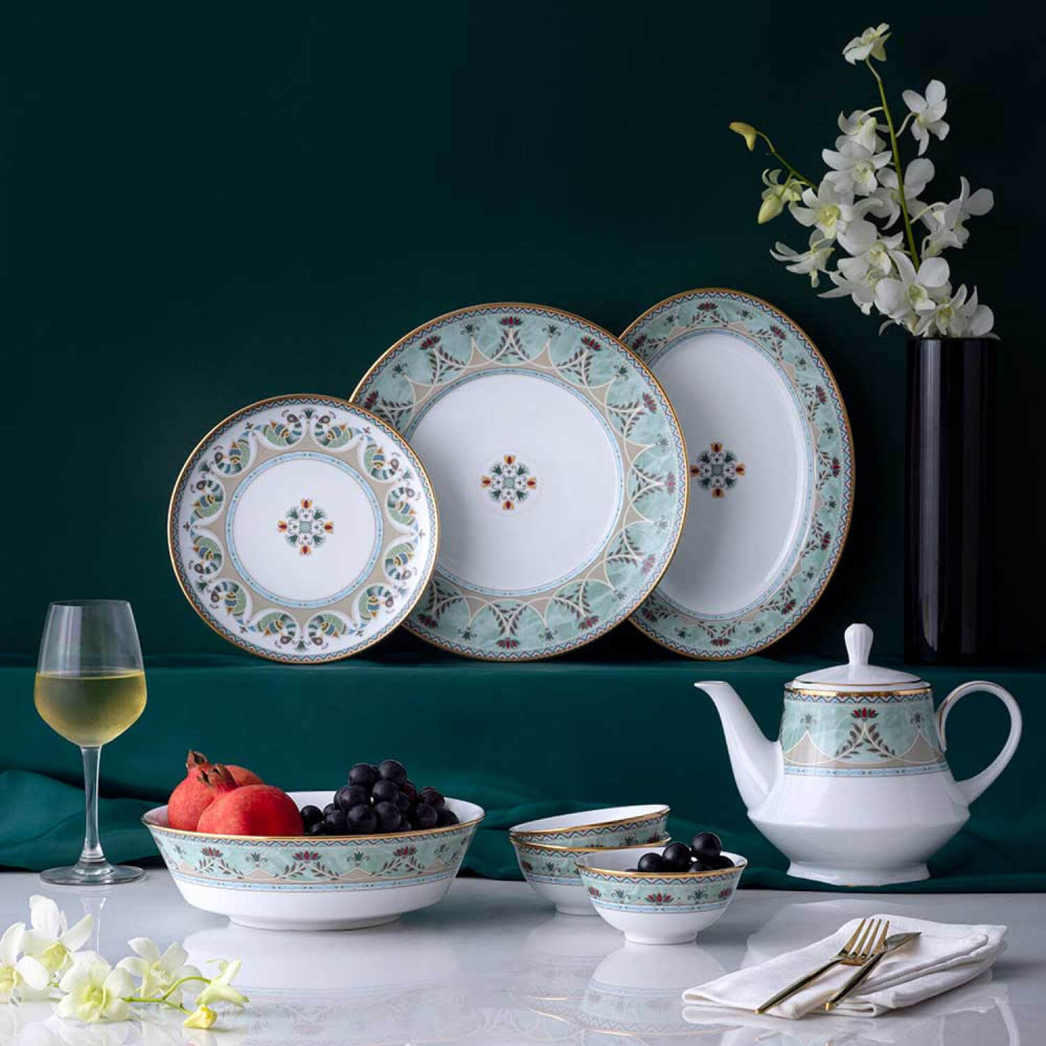 Crockeryware and Glassware Collections