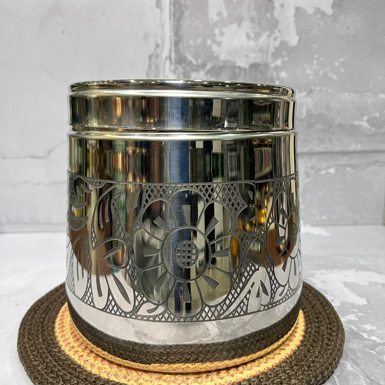 Mirror Conical Dabba Ornet